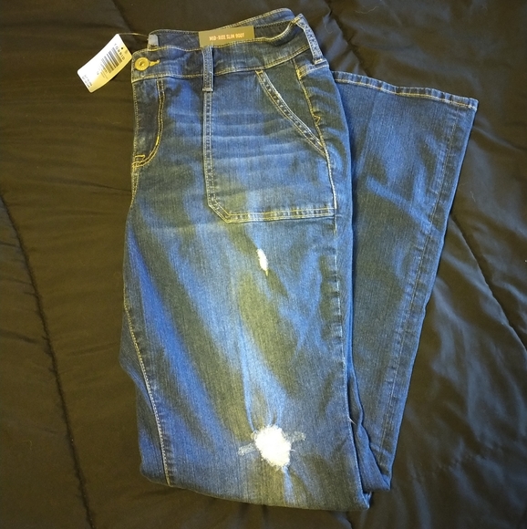 Torrid Mid-Rise Slim Bootcut Jeans-NWT